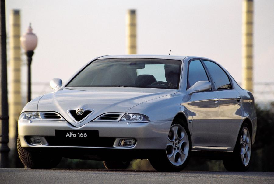  Alfa Romeo 166 (936) 1998 года  (фото 38 из 73)